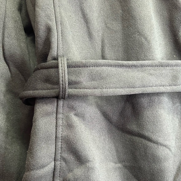 BIG CHILL | Black Double-Breasted Belted Fleece Trenchcoat (Size: M) - Picture 13 of 16